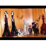 An assortment of collectables, including Beswick b