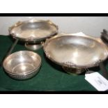 A pair of silver bon bon dishes - 13cm diameter to