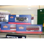 A boxed Bachmann Southern Green locomotive togethe