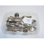 Various silver flatware including teaspoons