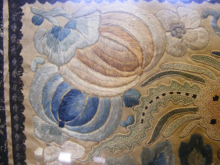 An Oriental embroidery panel and one other - Image 6 of 12