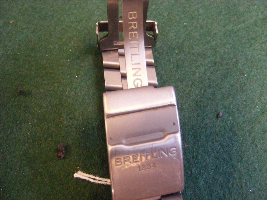 A Breitling Chronometre Automatic wrist watch with - Image 7 of 15