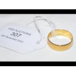 A 22ct gold wedding band - 5.6g