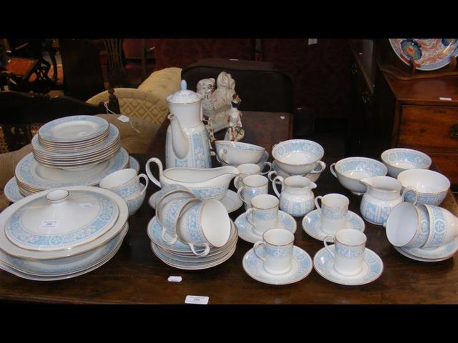 A Royal Doulton dinner and tea service 'Hampton Co