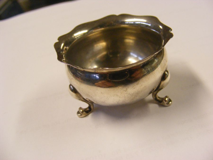 Selection of small silver table salts, etc. - Image 10 of 21