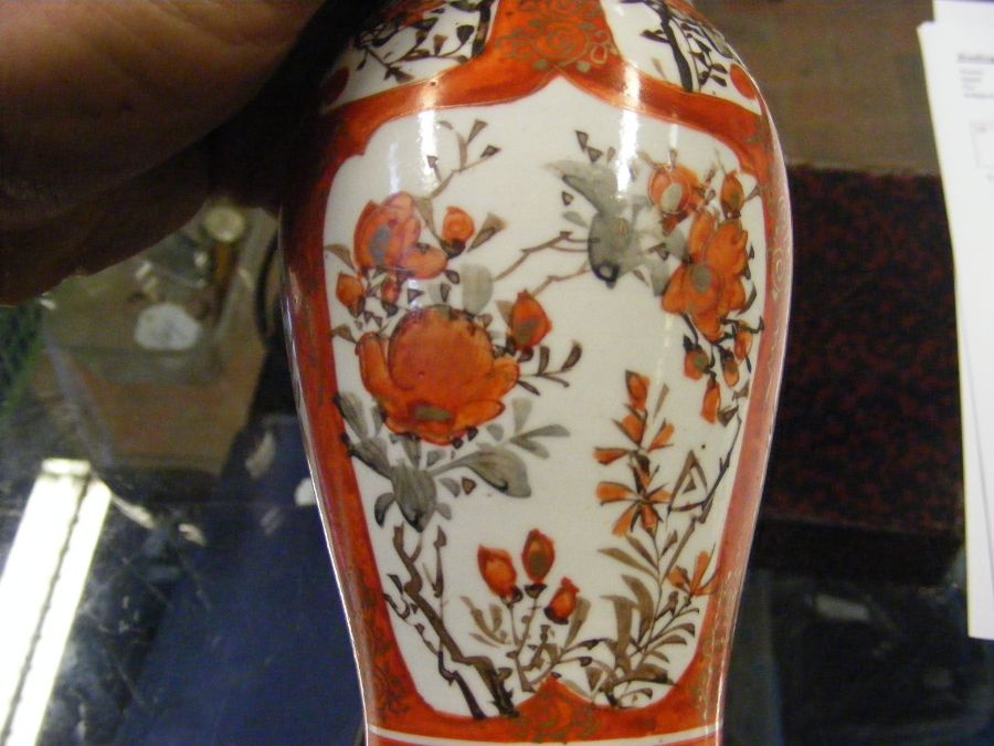 A pair of satsuma vases and one other - Image 19 of 22