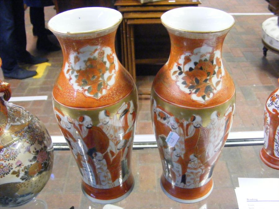 A pair of satsuma vases and one other - Image 8 of 22