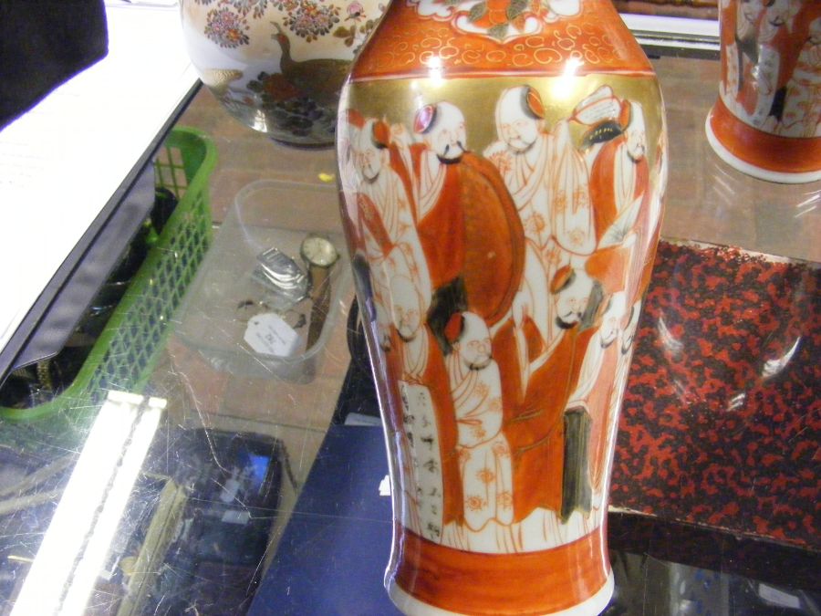 A pair of satsuma vases and one other - Image 9 of 22