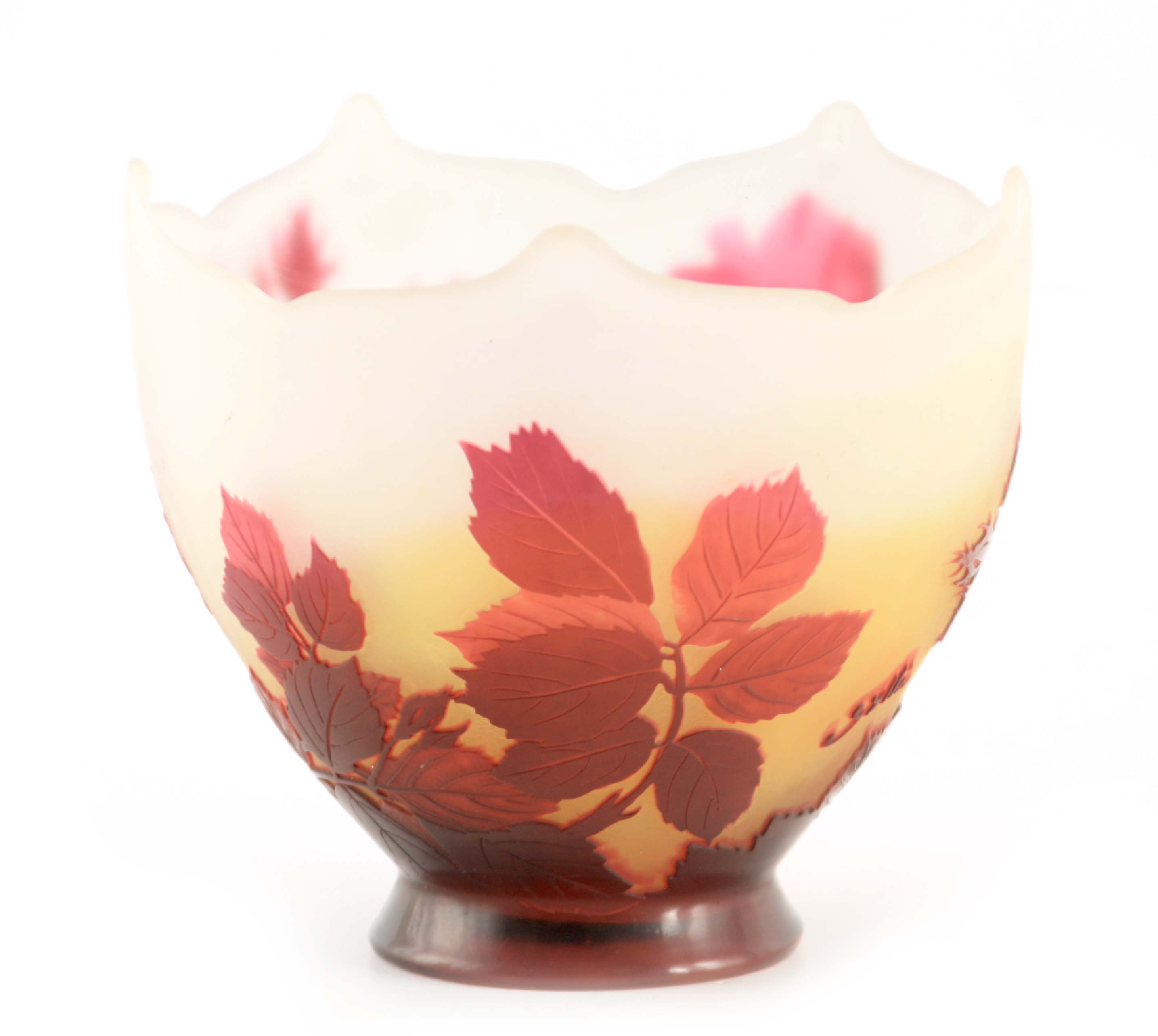 EMILE GALLE. A THREE COLOUR CAMEO GLASS VASE CIRCA 1900 with original Galle label to the
