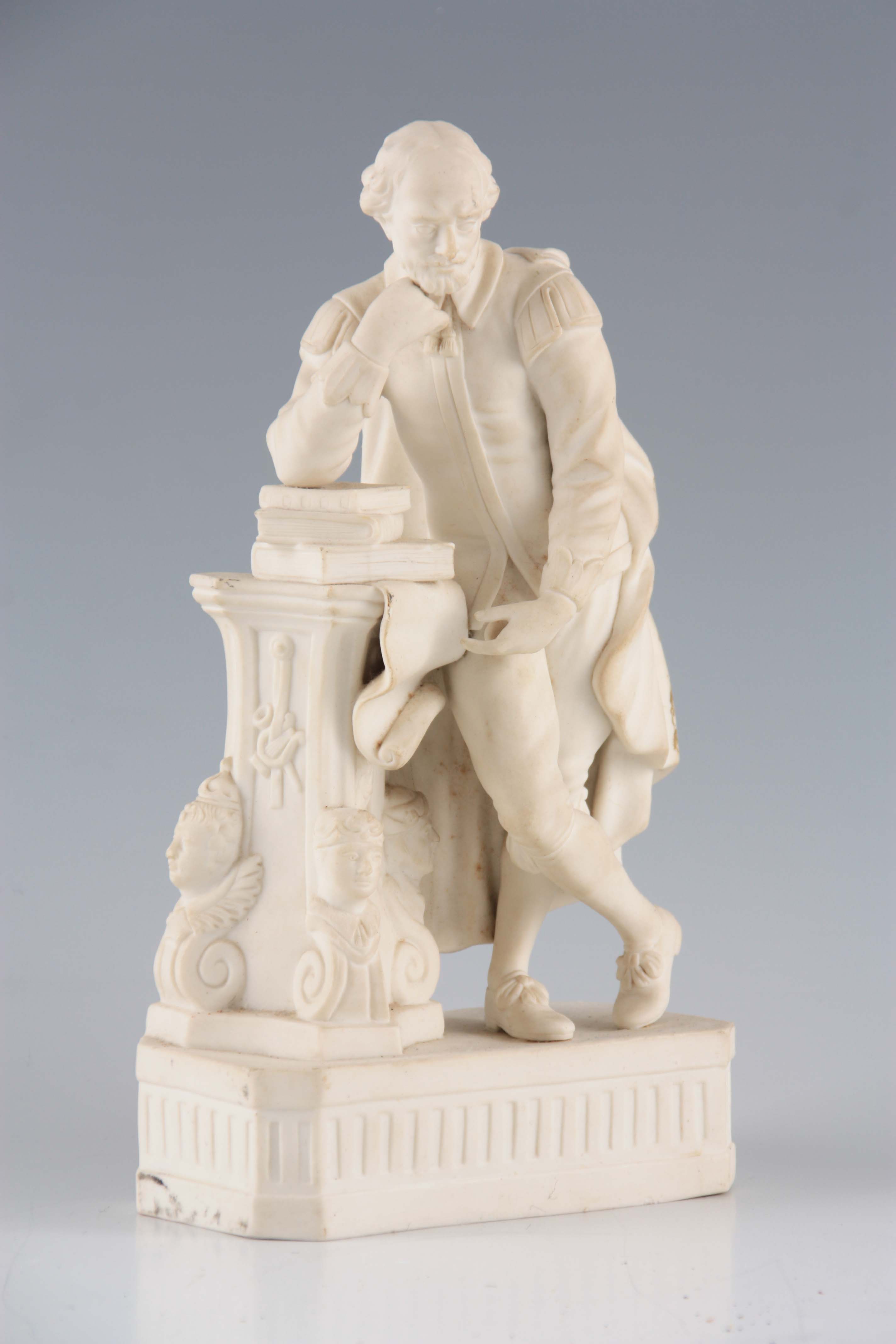 A 19TH CENTURY PARIAN WARE FIGURE OF A SCHOLAR 25cm high - Image 3 of 4