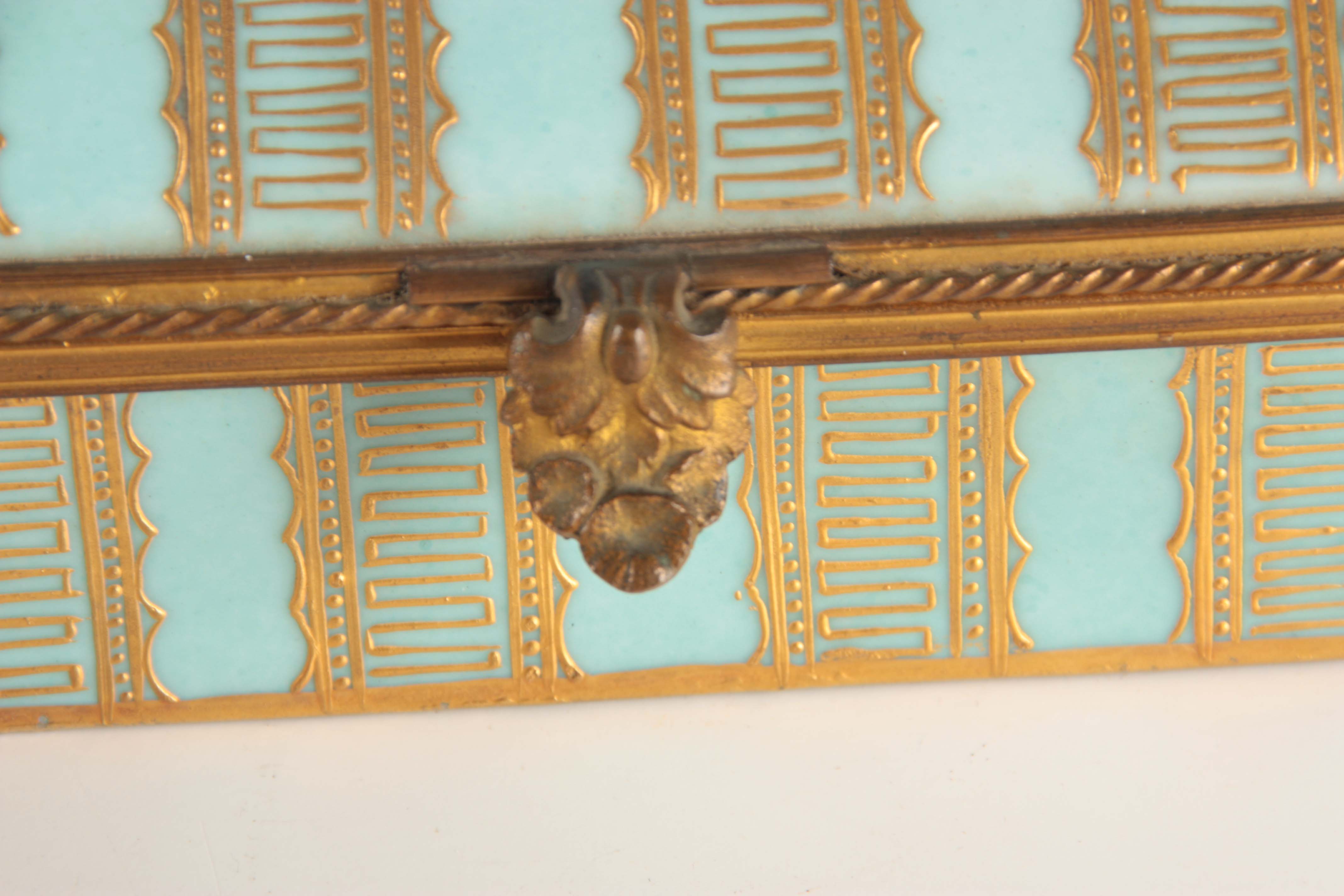 A LATE 19TH CENTURY FRENCH PORCELAIN DRESSING TABLE BOX with ormolu mounts on a turquoise ground - Image 4 of 9