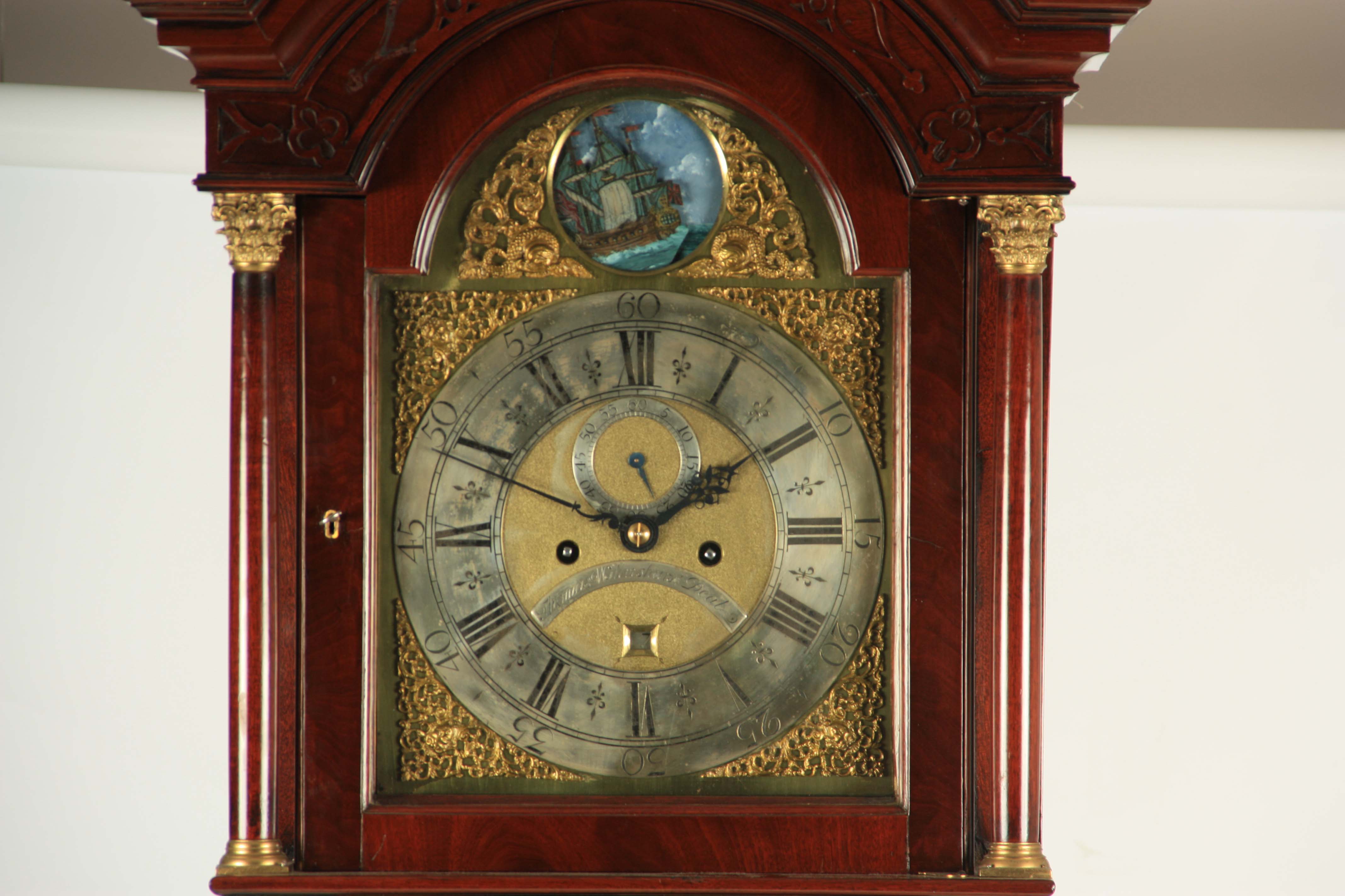 THOMAS WILLMSHURST DEAL. A GEORGE III MAHOGANY 8-DAY ROCKING SHIP LONGCASE CLOCK the 12” brass - Image 2 of 7