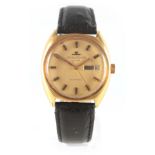 A GENTLEMAN'S GOLD PLATED VINTAGE JAEGER LECOULTRE 'CLUB' DAY/DATE WRIST WATCH the gold plated