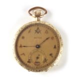 AN EARLY 20TH CENTURY AMERICAN GOLD PLATED MASONIC WALTHAM POCKET WATCH having a foliate engraved