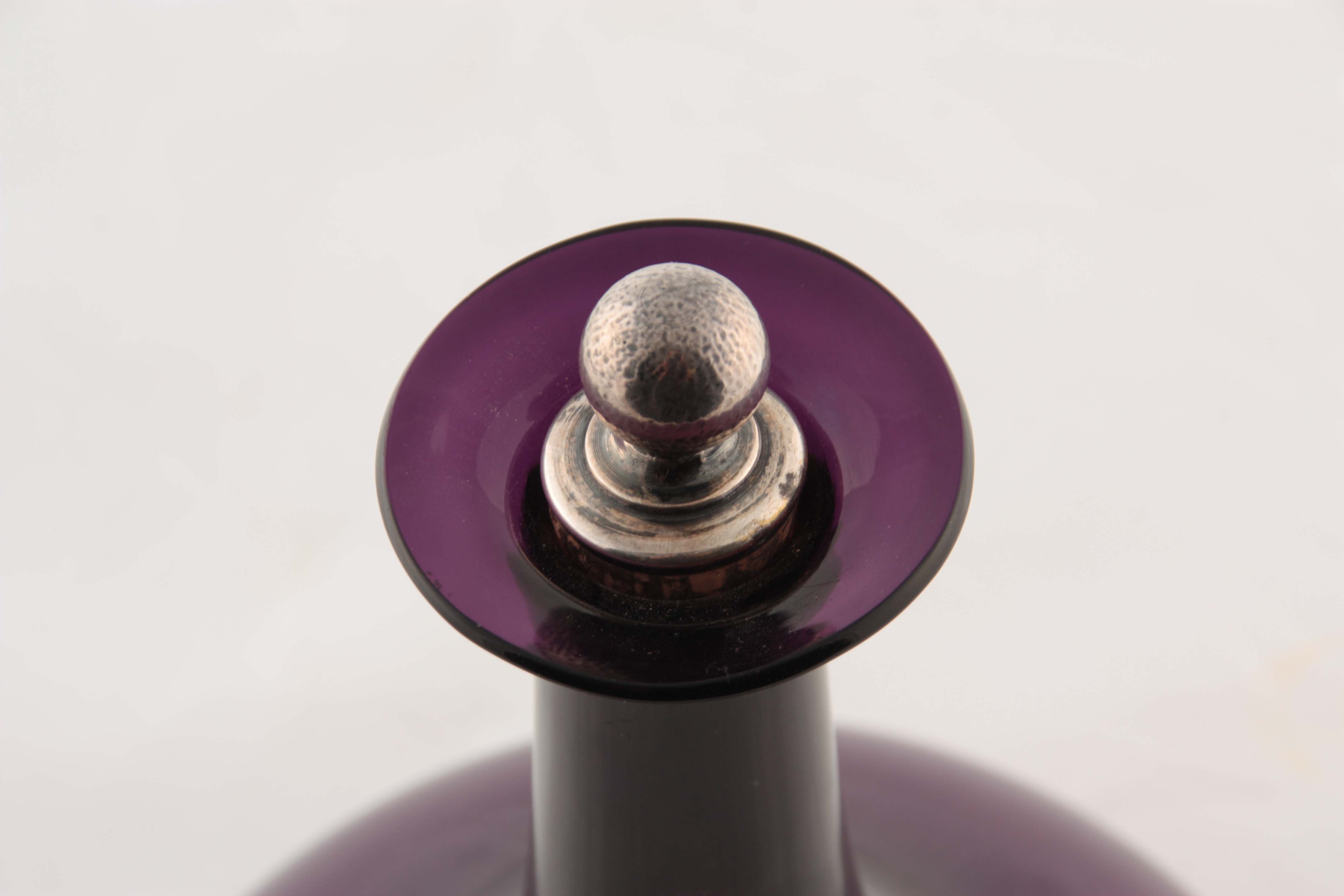 AN AMETHYST GLASS PORT DECANTER WITH SILVER METAL STOPPER of square form with silver metal mounted - Image 3 of 3