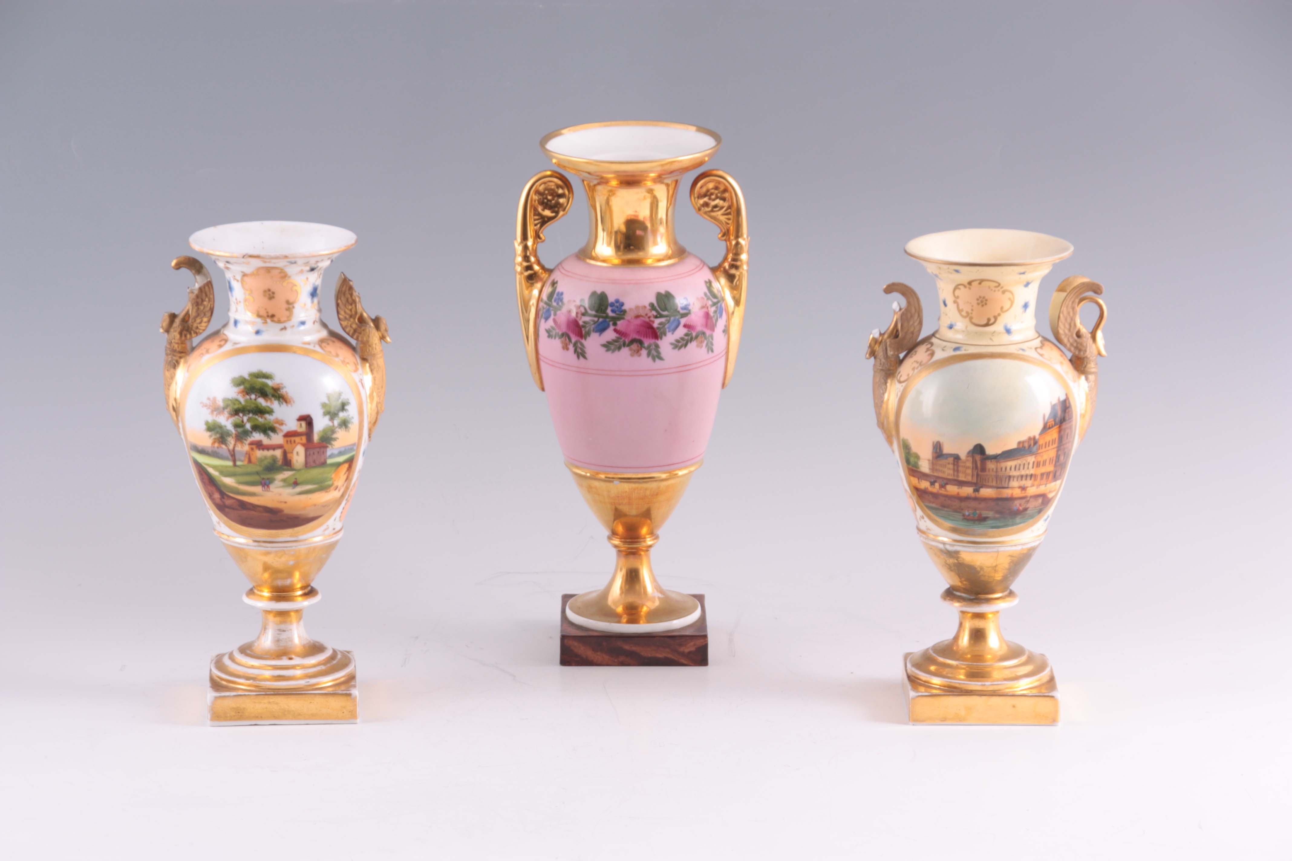 A MATCHED GARNTURE OF THREE 19TH CENTURY PARIS TYPE PORCELAIN VASES with two-handled gilt square - Image 5 of 7