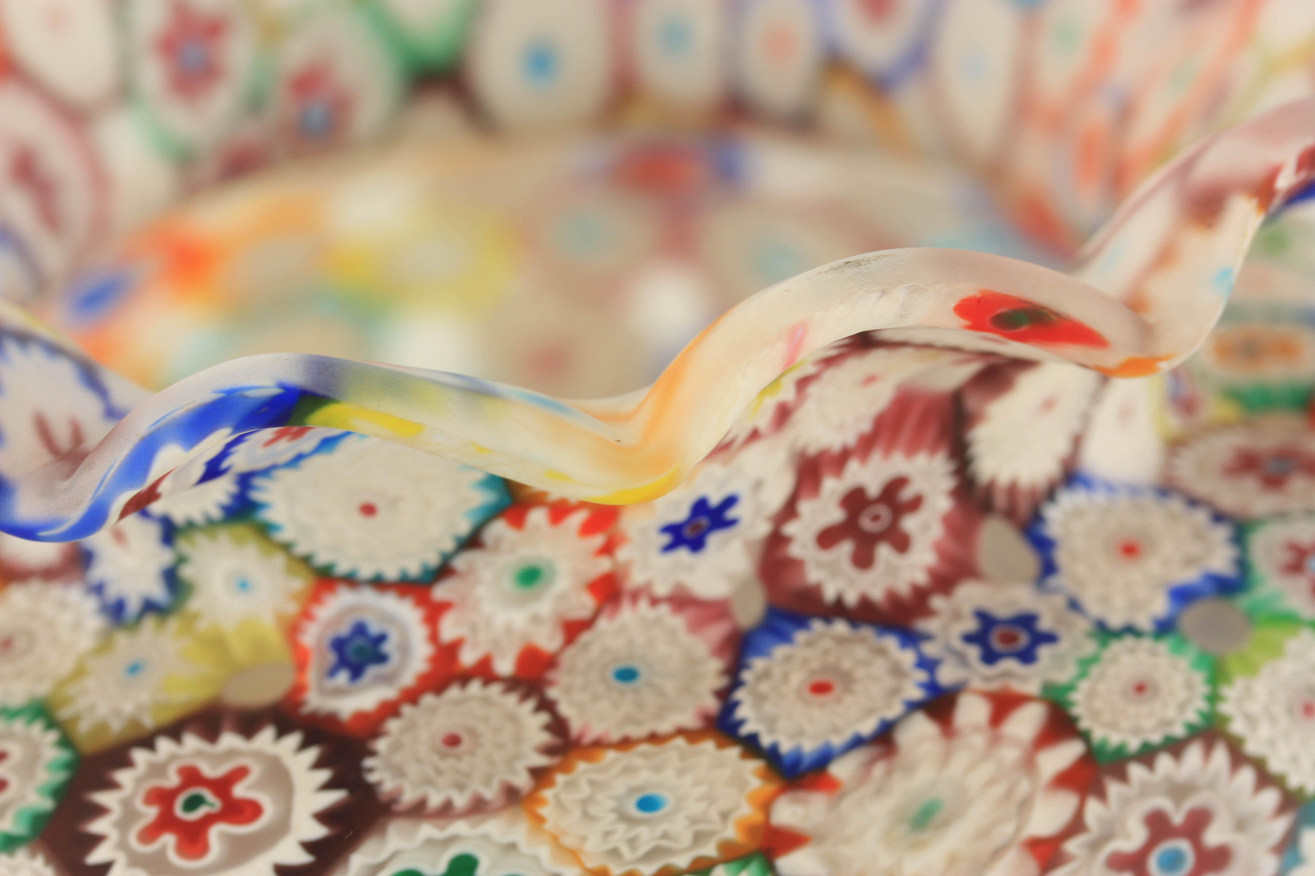 AN ITALIAN MILLEFIORI GLASS VASE of squat bulbous form with crimped rim 9cm high, 15cm diameter - Image 3 of 6