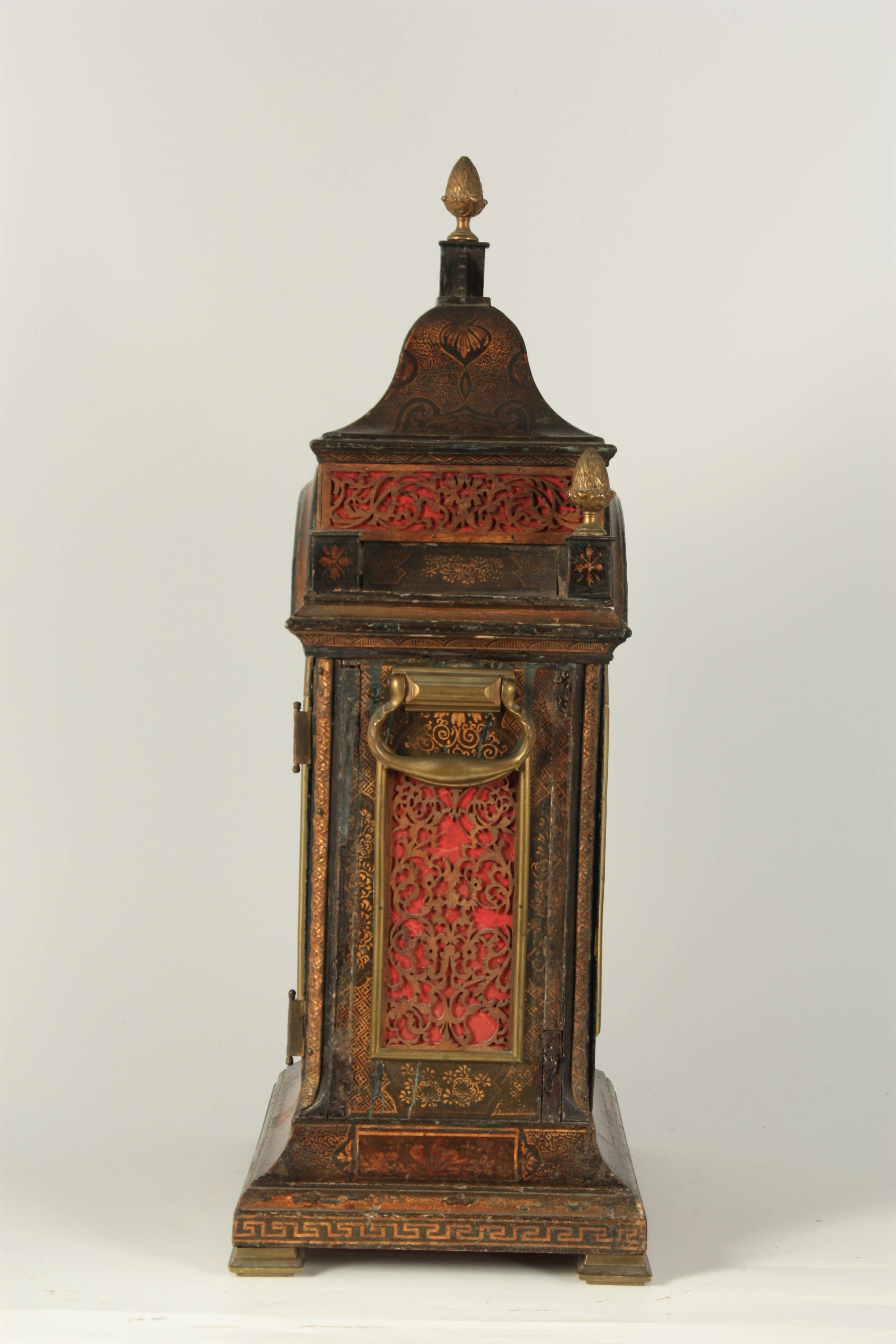 JOHN ELLICOTT, LONDON. A FINE GEORGE II GREEN LACQUER CHINOISERIE BRACKET CLOCK the bell top case - Image 4 of 7