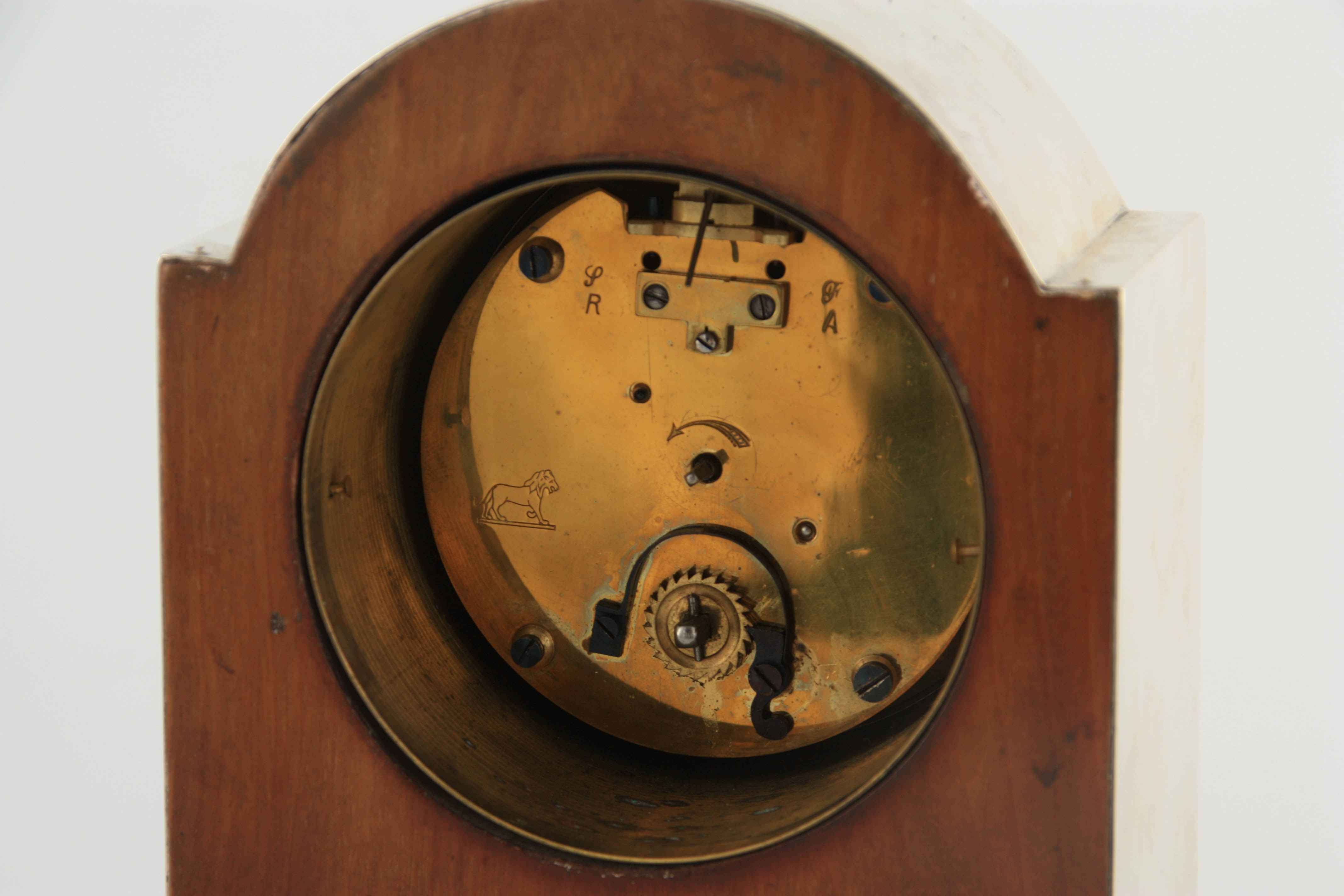 A GOOD EDWARDIAN SILVER AND TORTOISESHELL MANTEL CLOCK the arch-shaped case with Adam-style inlaid - Image 5 of 7