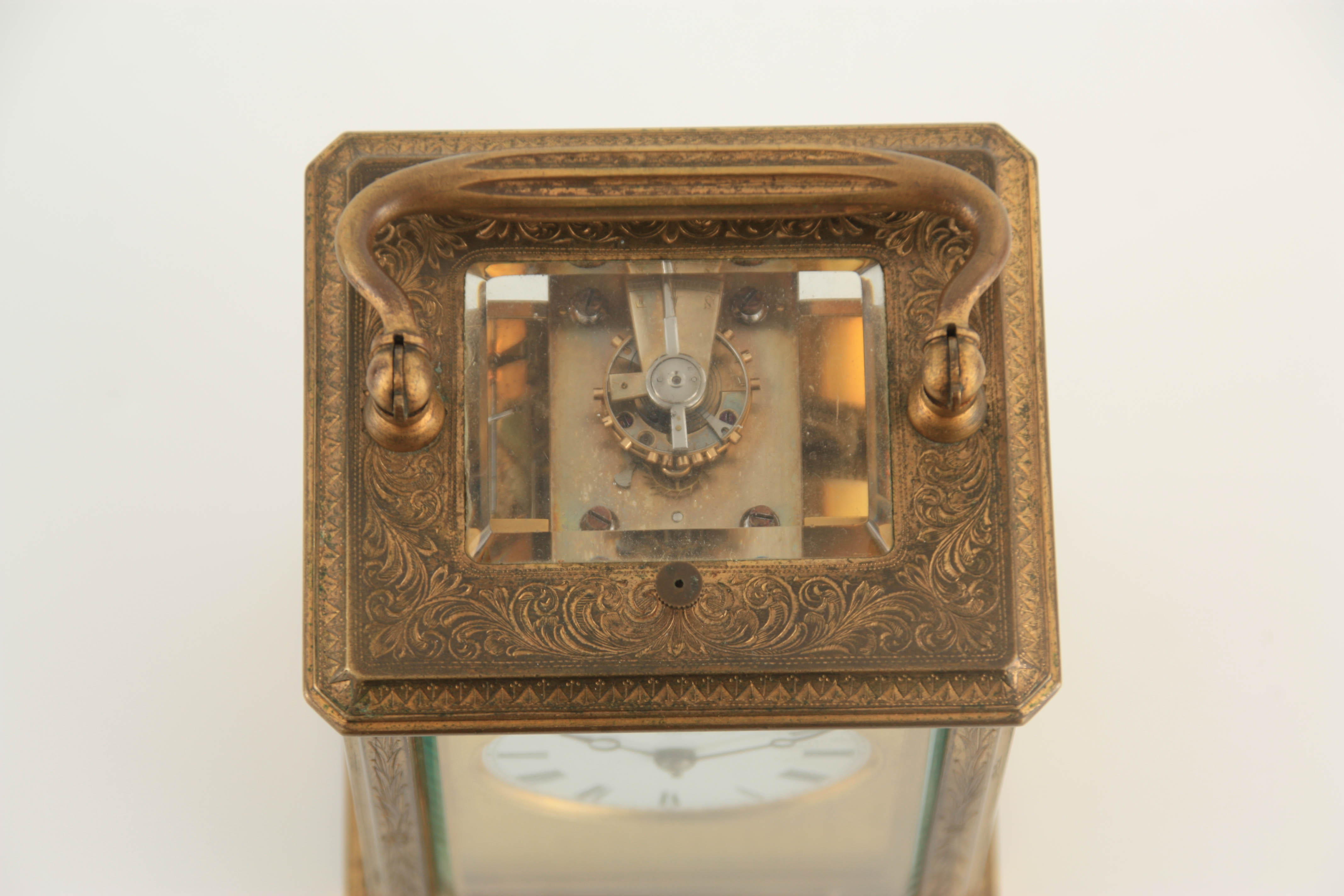 A LATE 19TH CENTURY FRENCH MASK DIAL ENGRAVED GILT BRASS REPEATING CARRIAGE CLOCK the full floral - Image 6 of 8