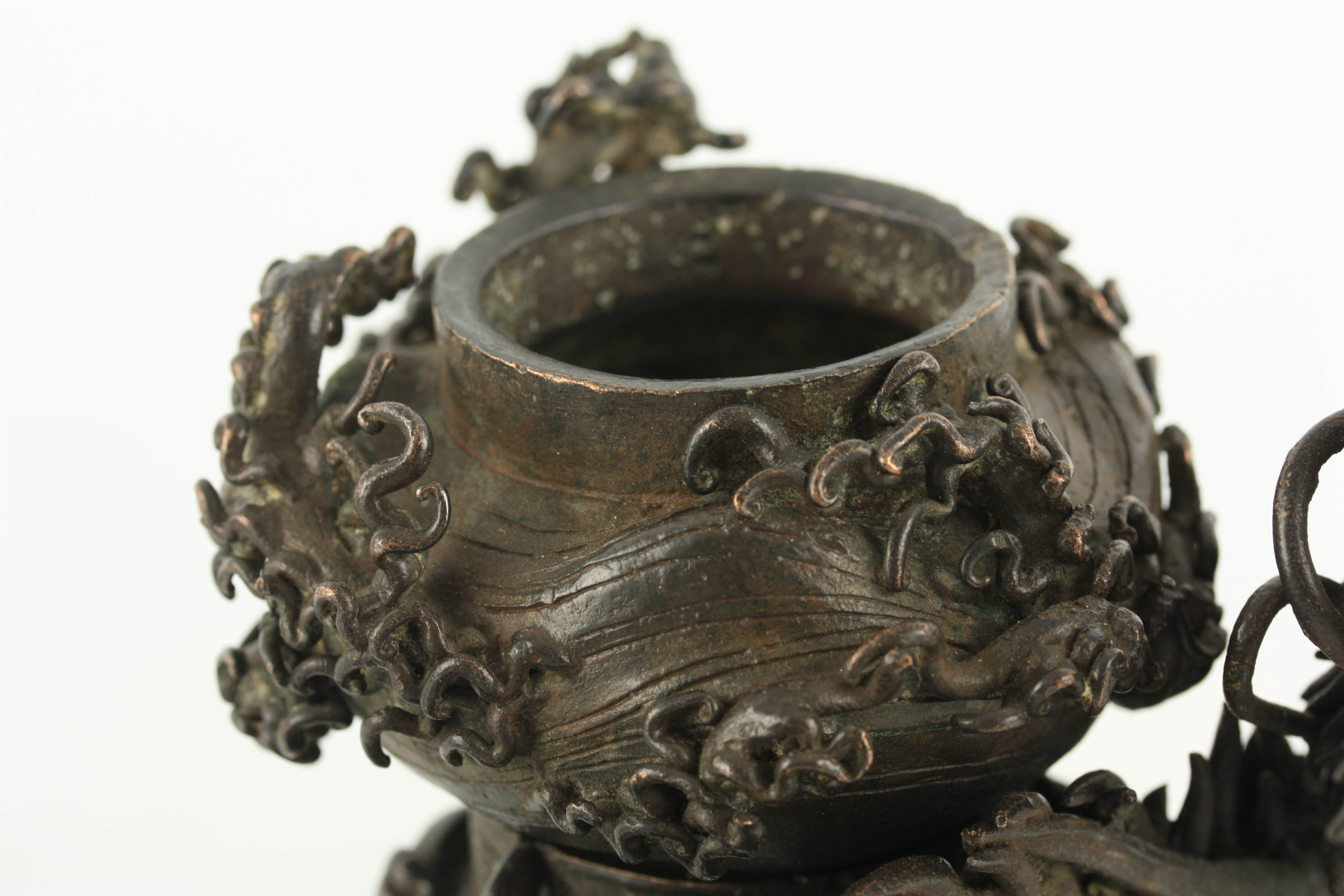 A MEIJI PERIOD JAPANESE BRONZE INCENSE BURNER modelled as a slender dragon holding a vessel 26cm - Image 5 of 7