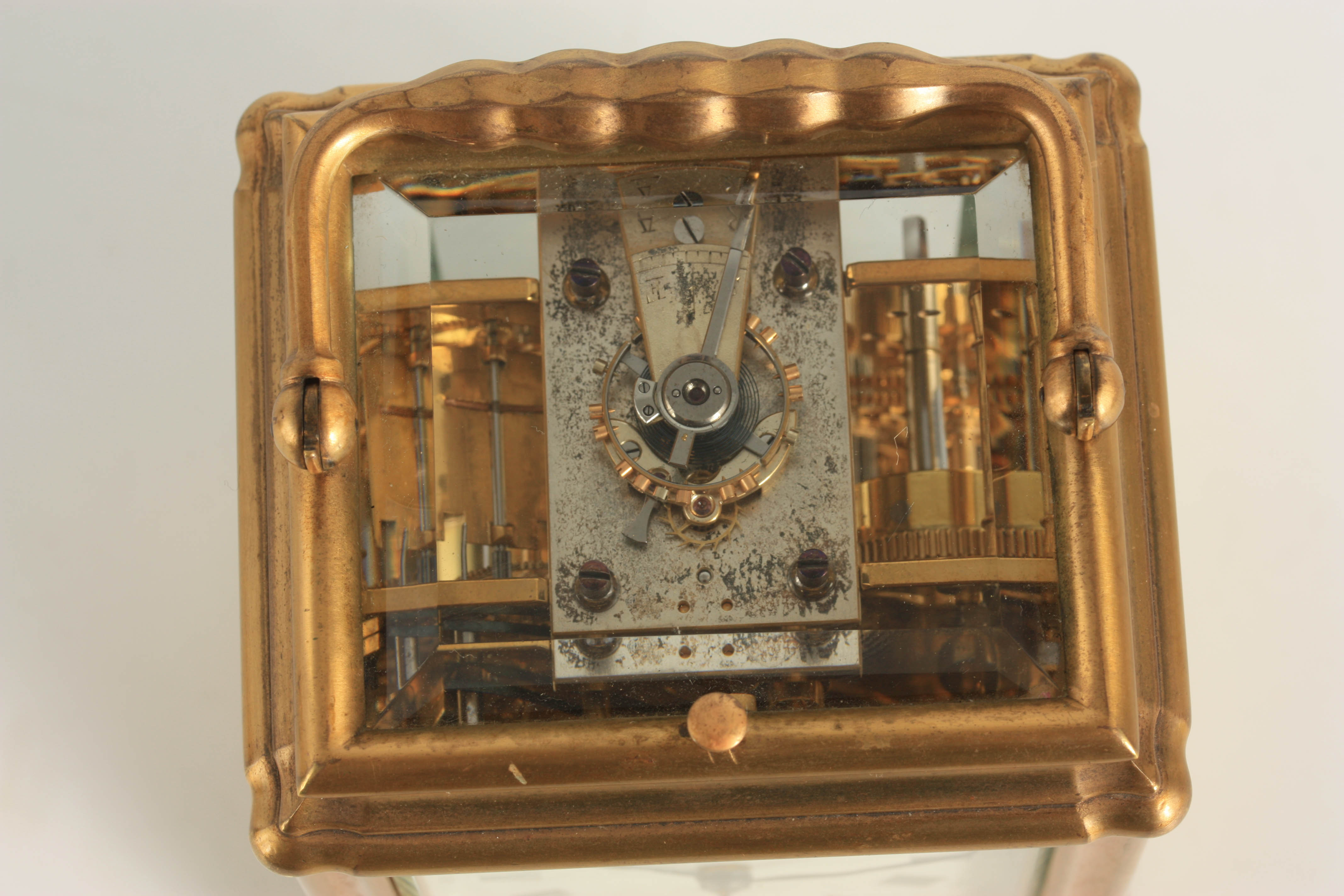 HENRI JACOT, PARIS NO 19132 A LATE 19TH CENTURY FRENCH GILT BRASS GORGE CASE STRIKING CARRIAGE CLOCK - Image 6 of 14