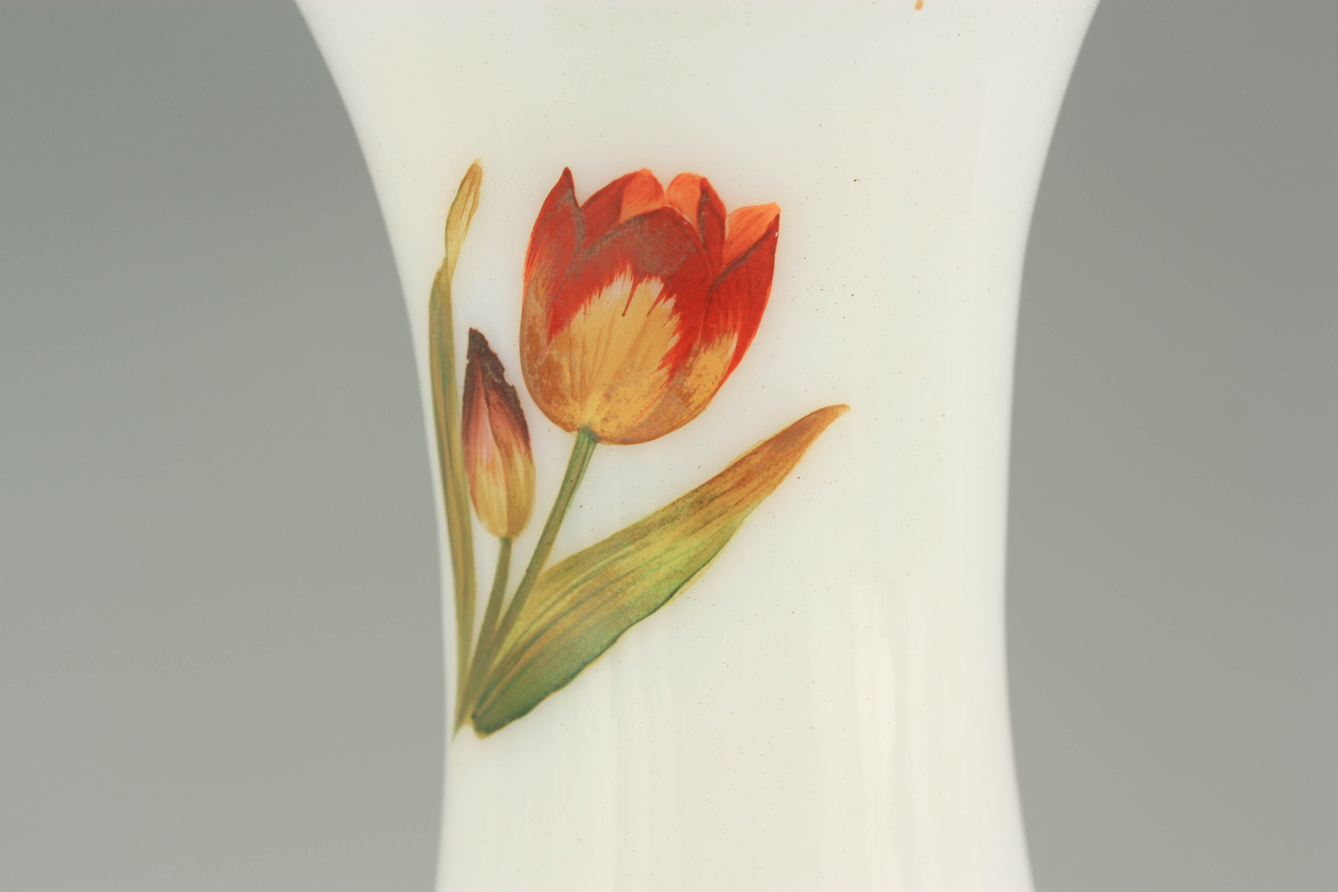 A 20TH CENTURY BACCARAT STYLE OPALINE GLASS VASE with floral decoration, having gilt bands to the - Image 3 of 6