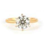 A LADIES 2CT SOLITAIRE DIAMOND RING the brilliant-cut stone on an 18ct yellow gold shank, colour J-