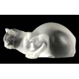 A 20TH CENTURY LALIQUE GLASS SCULPTURE OF A SEATED CAT engraved signature R LALIQUE , FRANCE 24cm