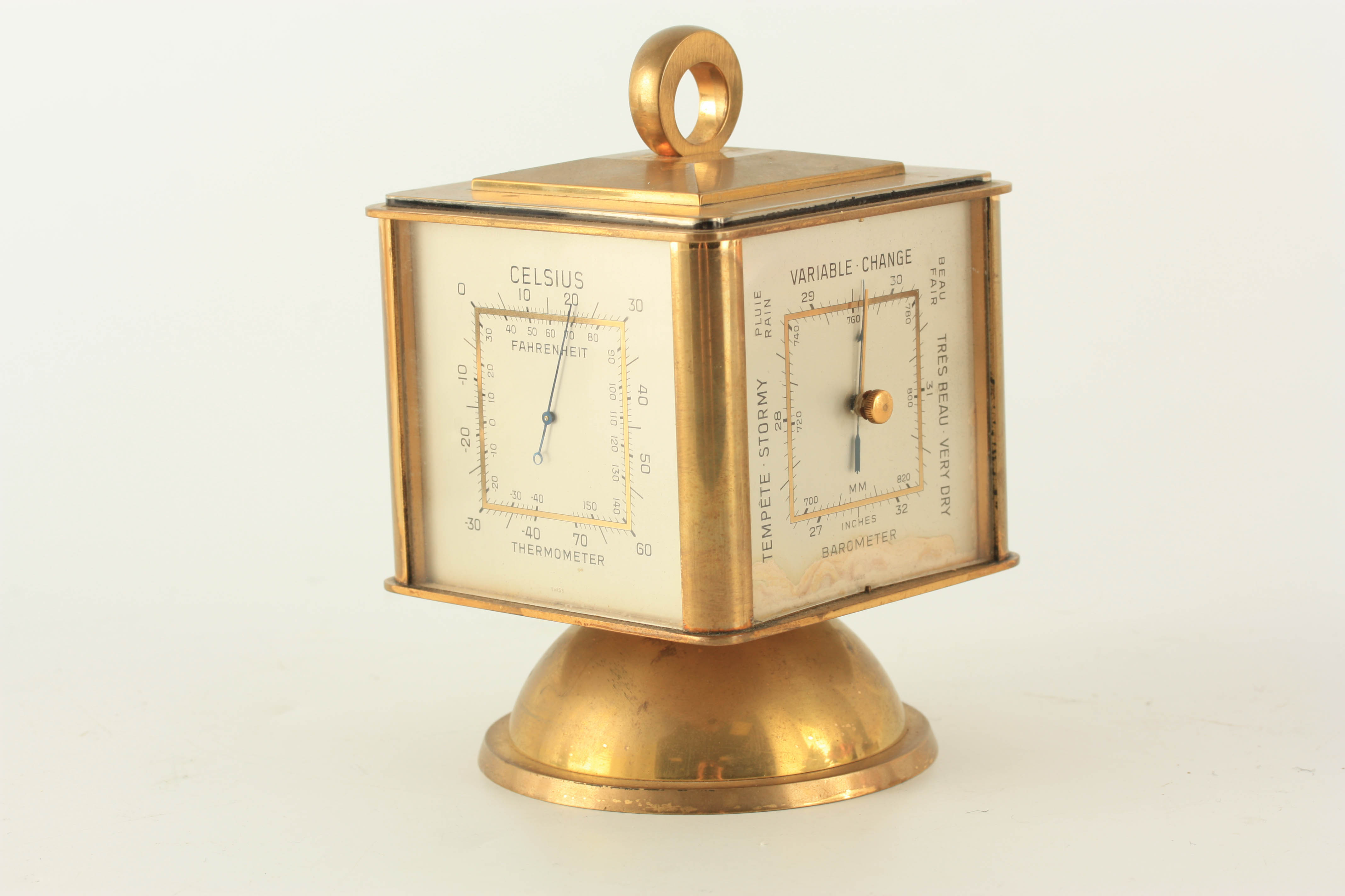 A LANCEL, 1950's SWISS GILT BRASS PORTABLE DESK CLOCK/WEATHER STATION the revolving cube body with - Image 4 of 6