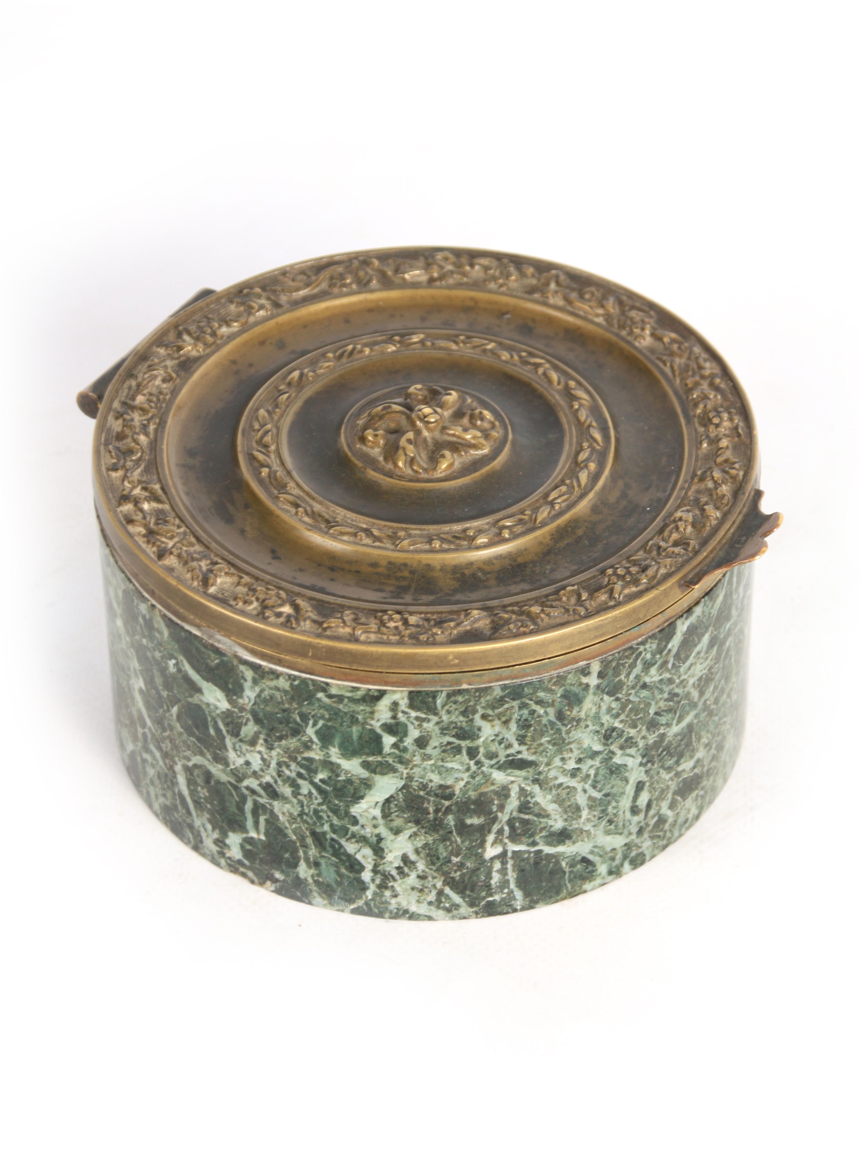 A 19TH CENTURY FRENCH GRAND TOUR GILT BRONZE AND MARBLE LIDDED BOX of circular form with foliate