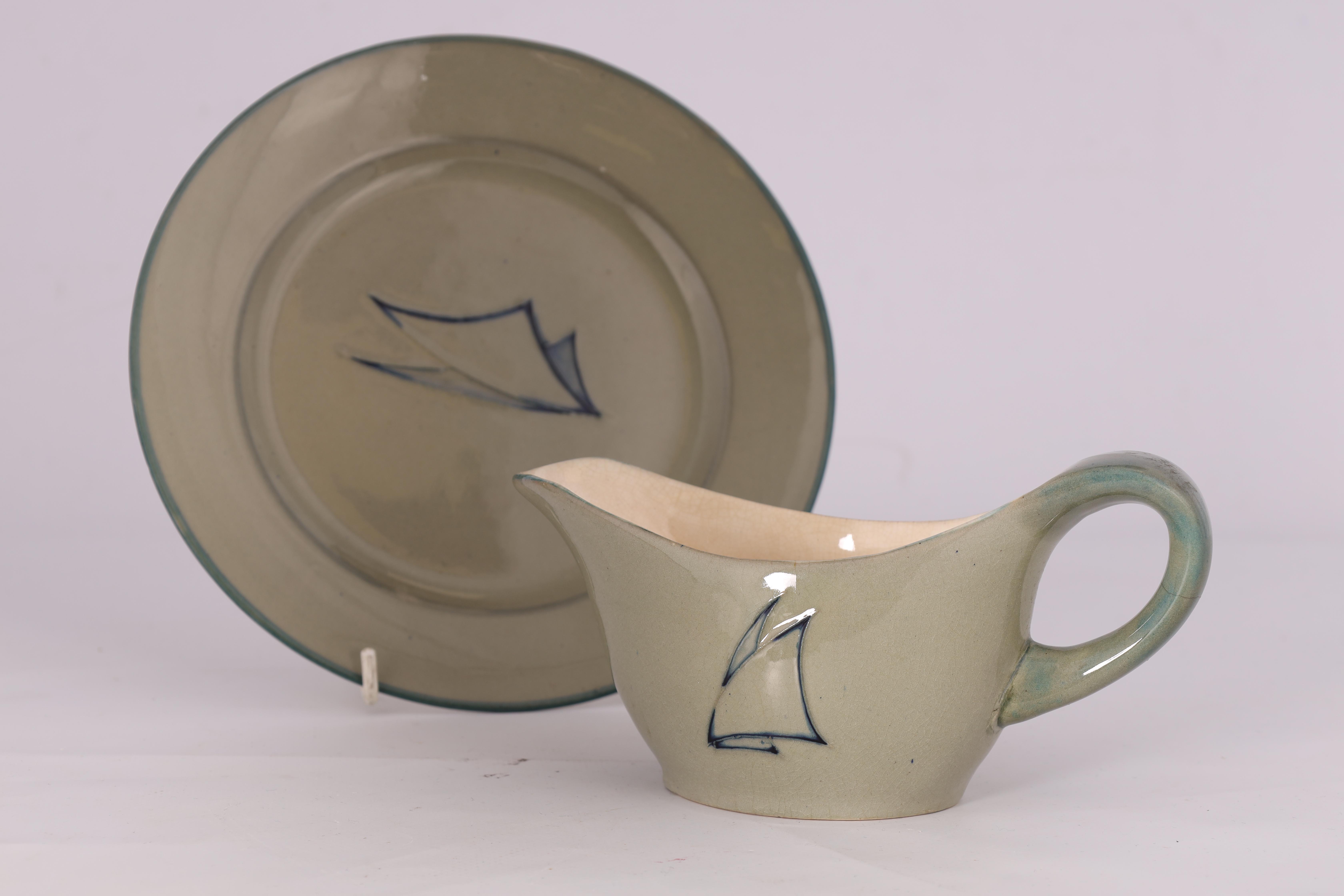 A MOORCROFT PLATE AND MATCHING SAUCE BOAT decorated in the Yacht patern on a celadon ground, 21cm - Image 3 of 8
