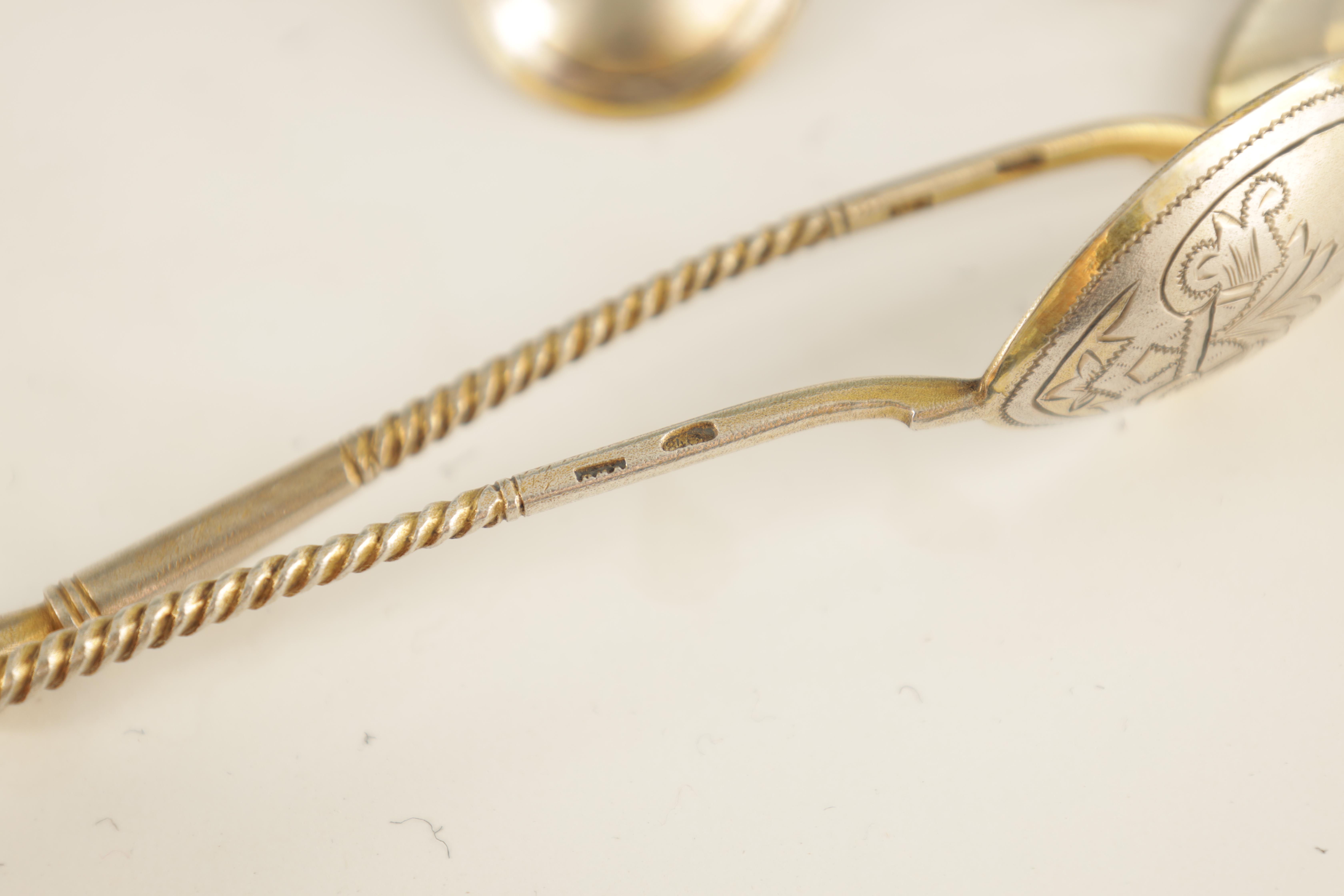 A SET OF TWELVE LATE 19TH CENTURY RUSSIAN SILVER TEASPOONS with engraved backs and barley-twist - Image 7 of 7