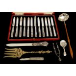 A SELECTION OF SILVERWARE INCLUDING A SILVER LADDLE hall marked London 1984, A SILVER ROCOCO STYLE