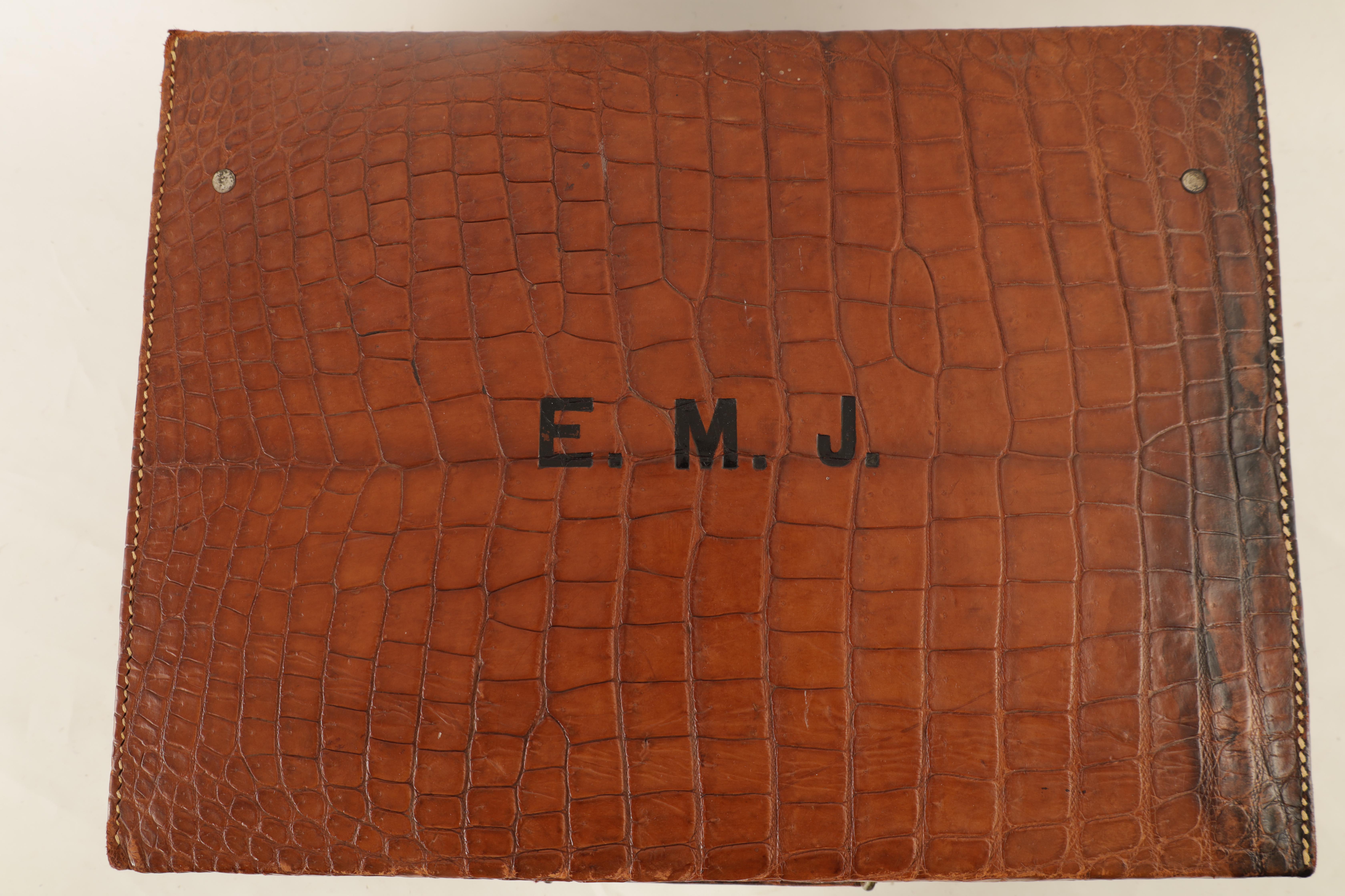 A FINE VICTORIAN CROCODILE SKIN LADIES TRAVELLING CASE BY DREW & SONS PICCADILLY CIRCUS, LONDON with - Image 3 of 48