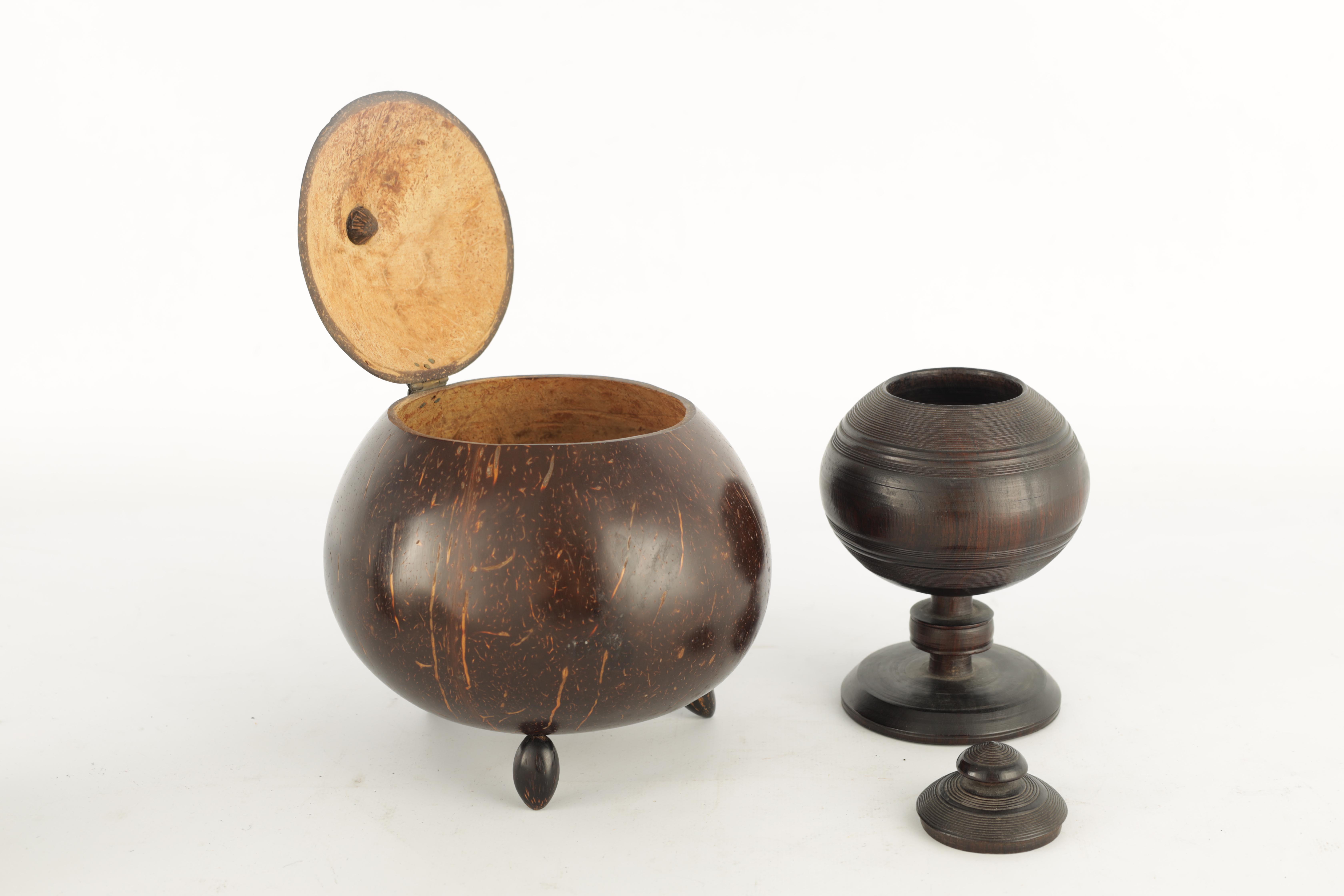 AN 18TH CENTURY LIGNUM VITAE TURNED LIDDED JAR with circular foot and knopped pedestal stem - Image 3 of 5