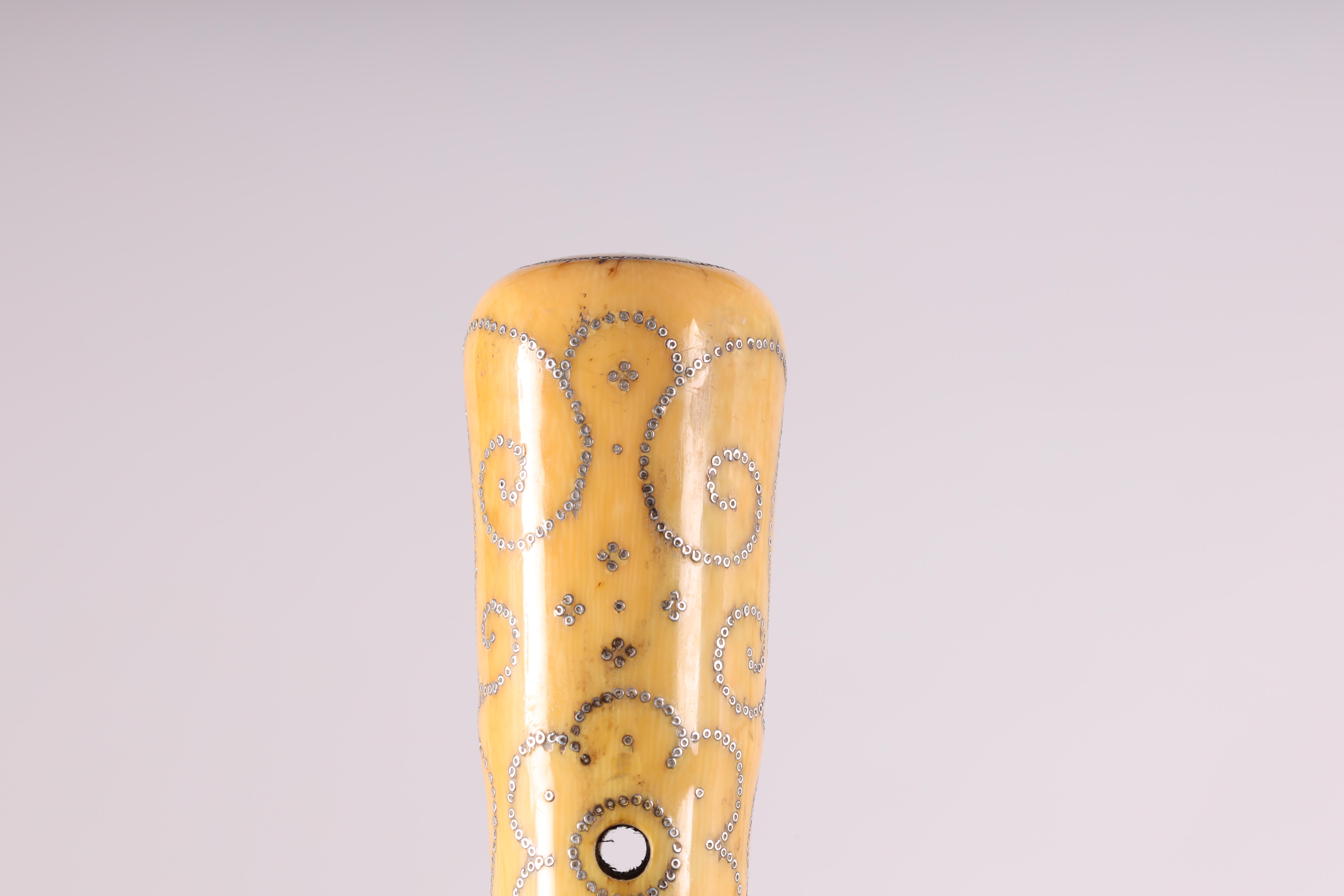 A LATE 17TH CENTURY IVORY AND PIQUE WORK MALACCA WALKING STICK the handle with silver inlaid - Image 5 of 8