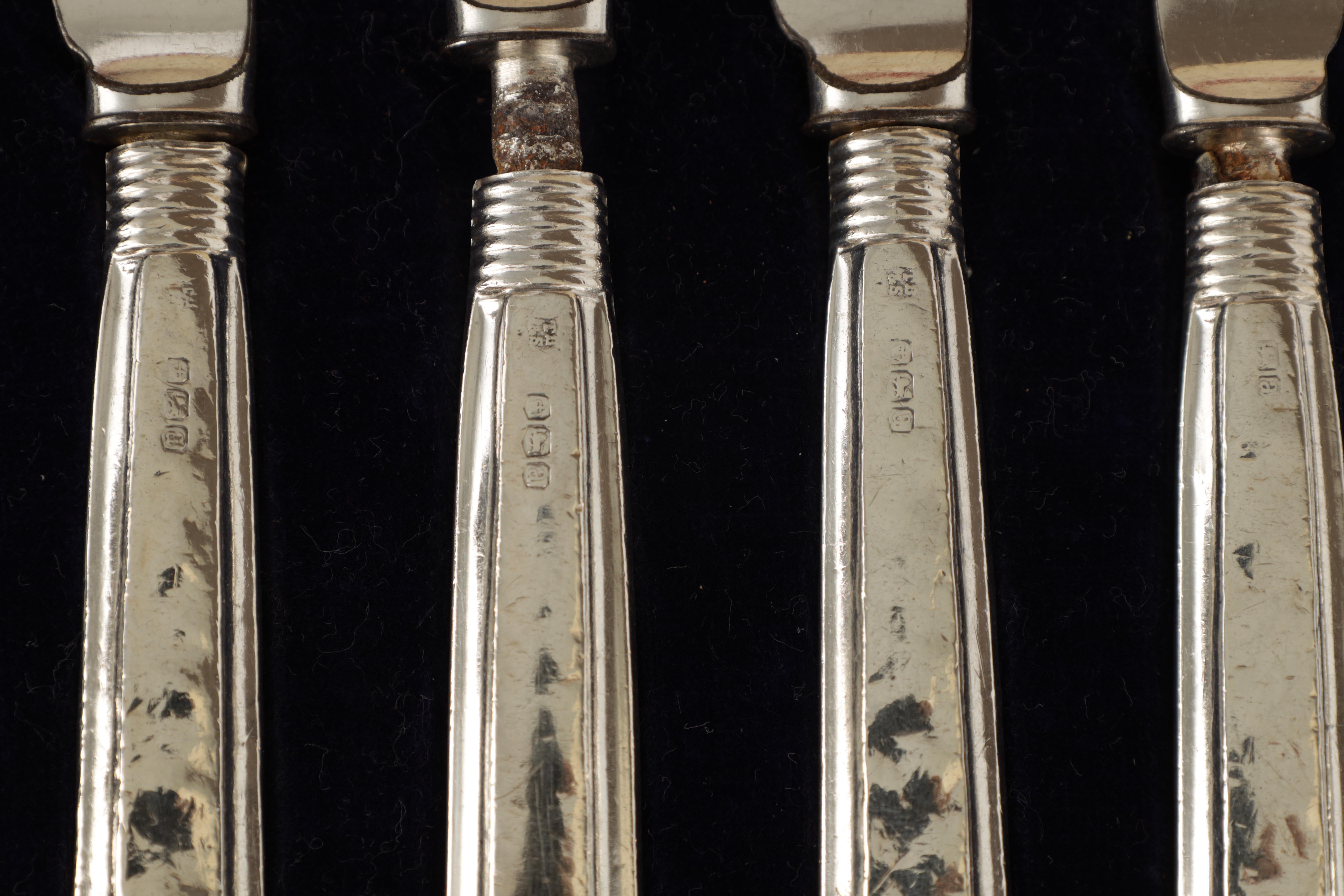 A SELECTION OF SILVERWARE INCLUDING A SILVER LADDLE hall marked London 1984, A SILVER ROCOCO STYLE - Image 8 of 9