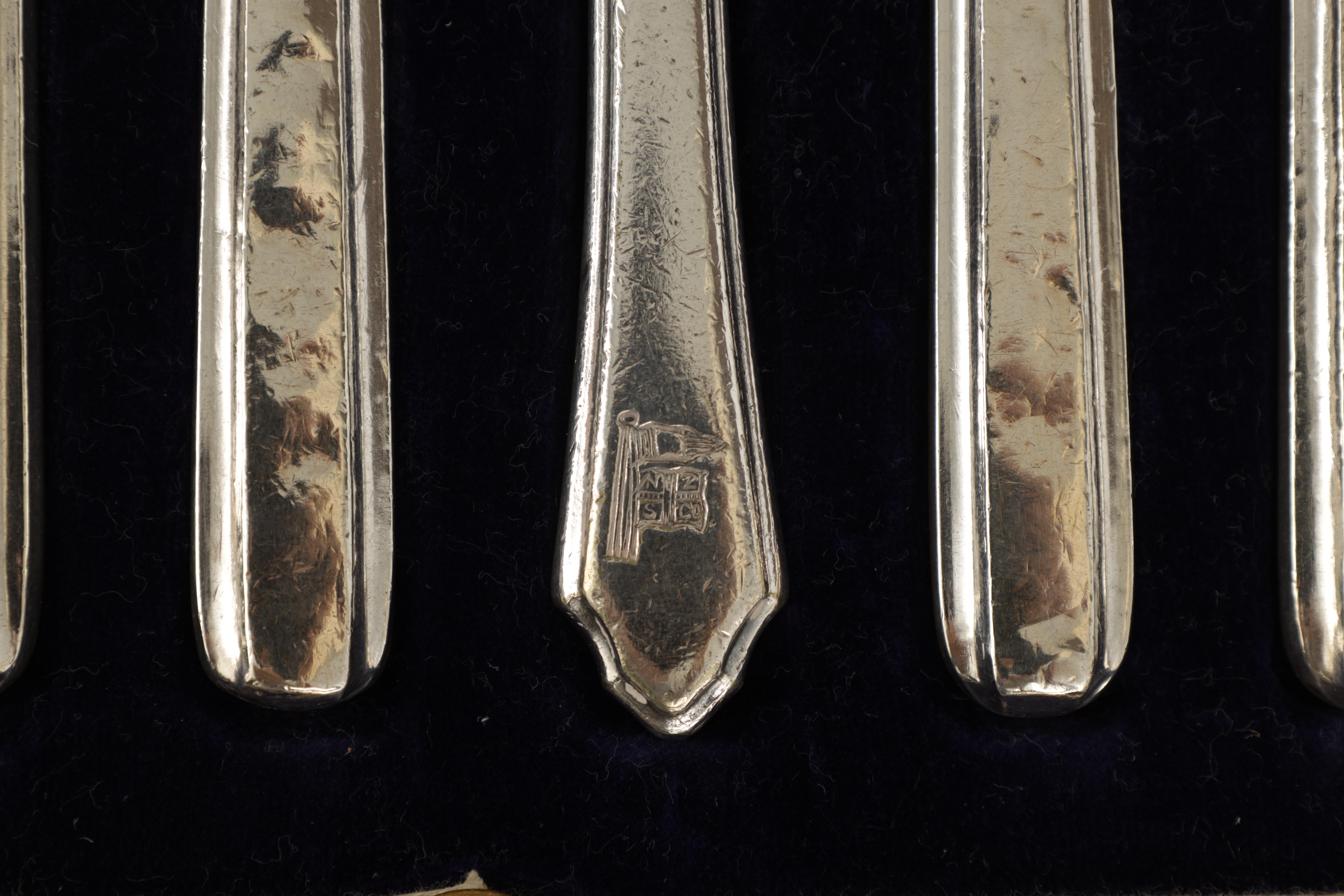 A SELECTION OF SILVERWARE INCLUDING A SILVER LADDLE hall marked London 1984, A SILVER ROCOCO STYLE - Image 7 of 9