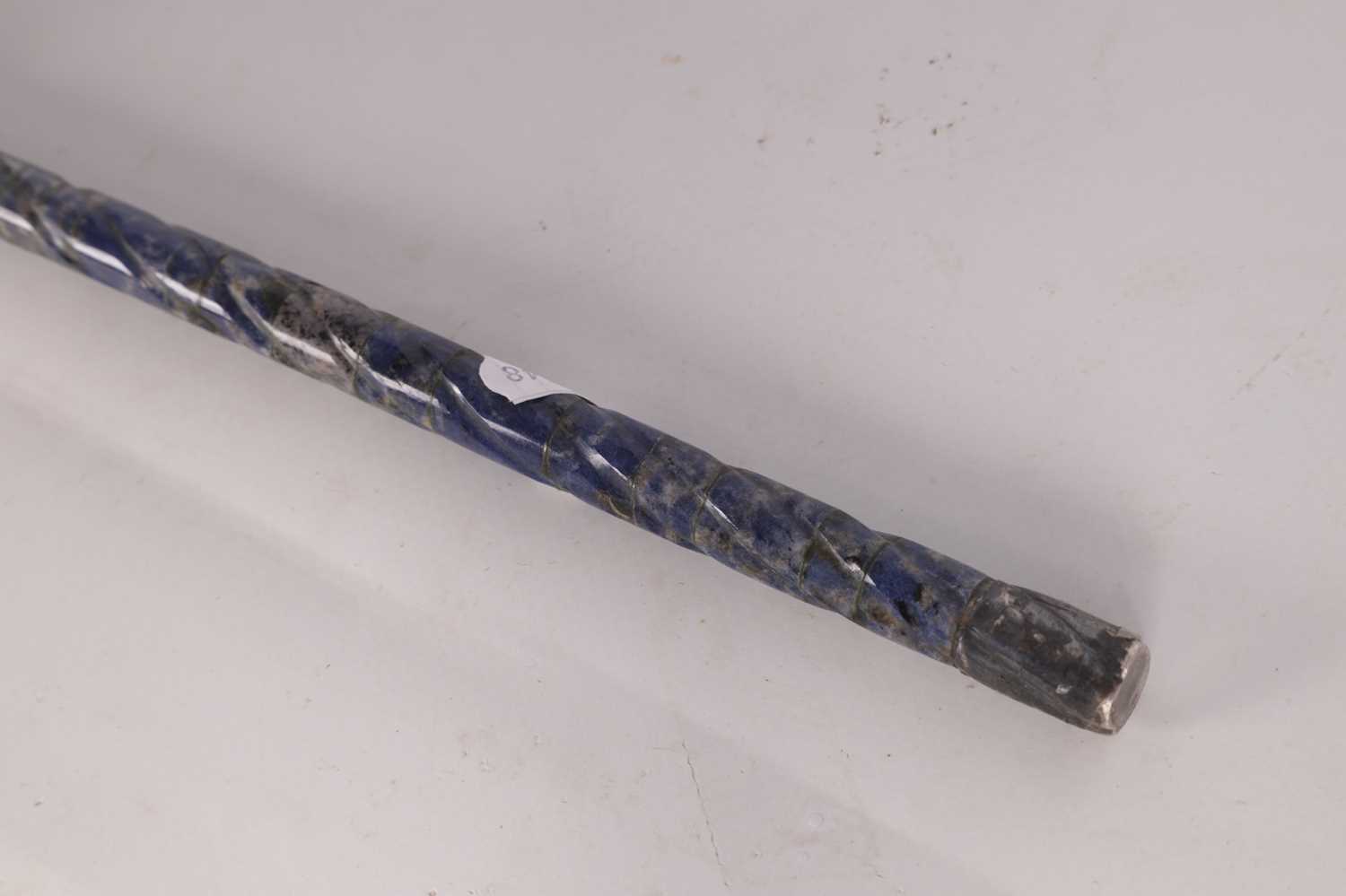 A LATE 19TH CENTURY LAPIS LAZULI WALKING STICK - Image 4 of 6