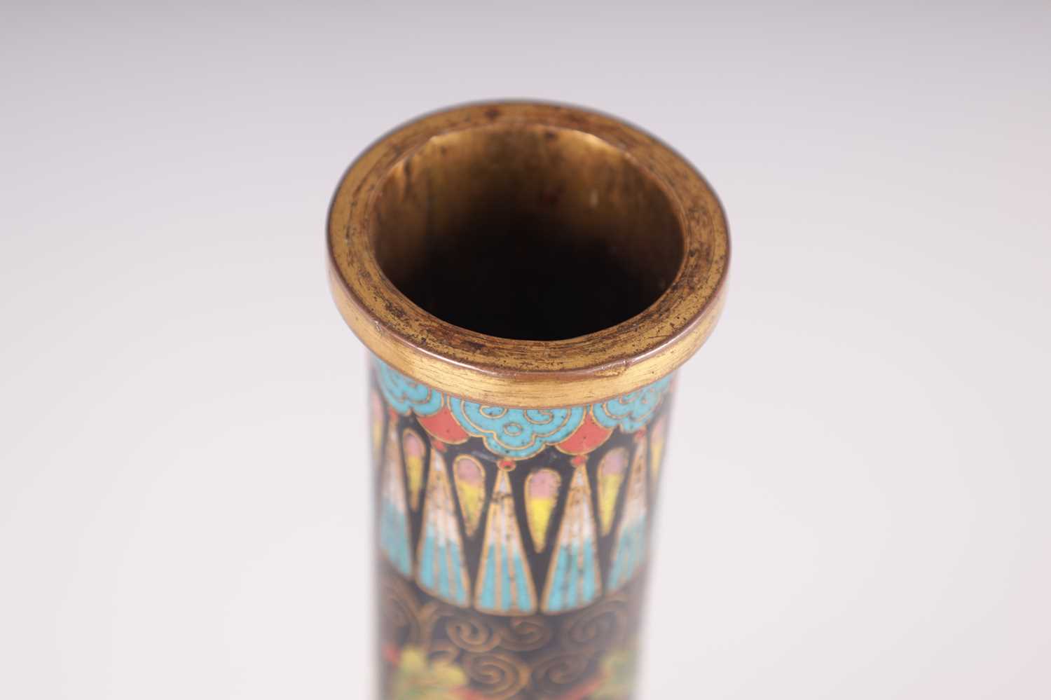 A 20TH CENTURY CHINESE CLOISONNE VASE - Image 4 of 7