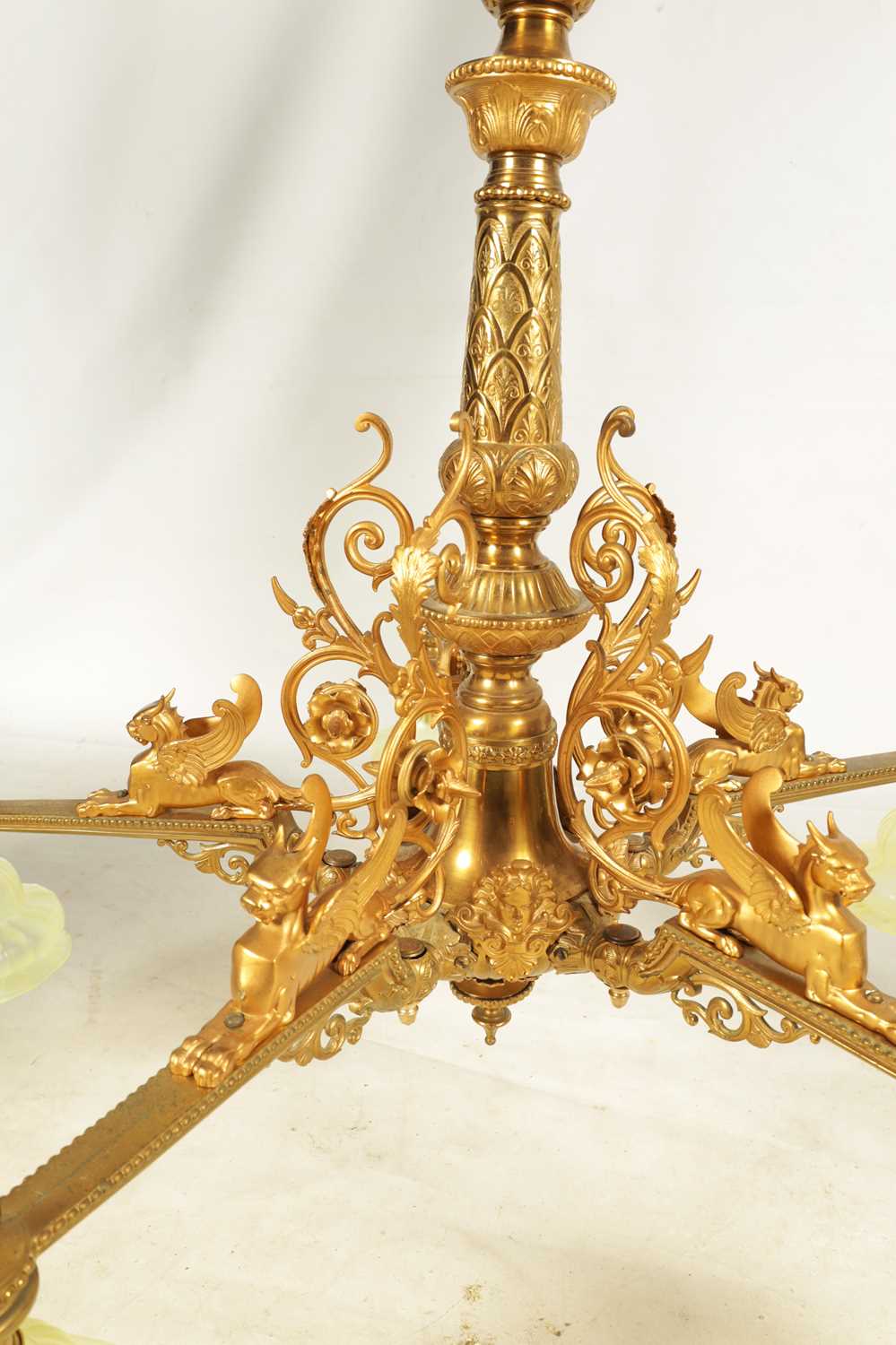 AN IMPRESSIVE LATE 19TH CENTURY GILT BRASS HANGING EGYPTIAN REVIAL FIVE BRANCH LIGHT FITTING - Image 2 of 9