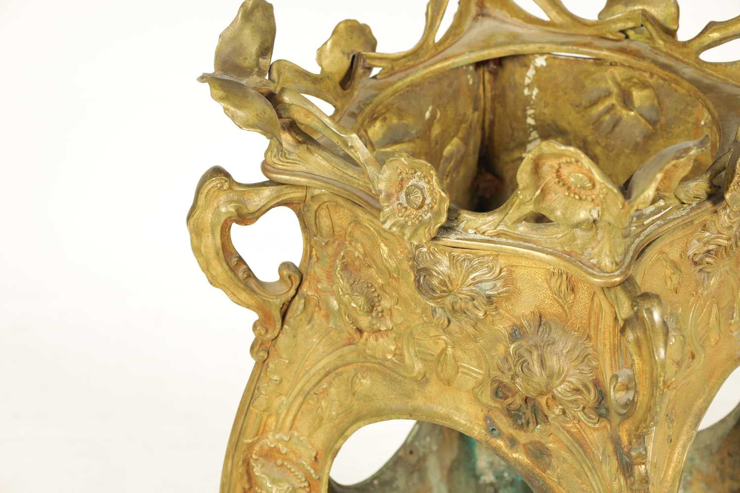 AN ART NOUVEAU GILT BRONZE JARDINERE/HANGING LANTERN - Image 3 of 4