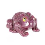 A CARVED RUBY GEMSTONE SCULPTURE OF A TOAD