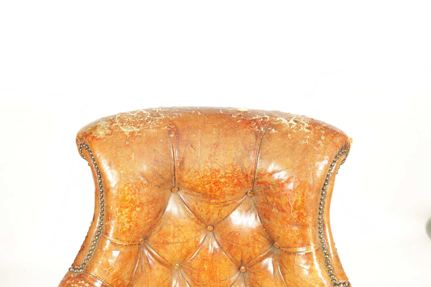 A LATE REGENCY ROSEWOOD FRAMED AND STUDDED TAN LEATHER UPHOLSTERED LIBRARY CHAIR - Image 5 of 6