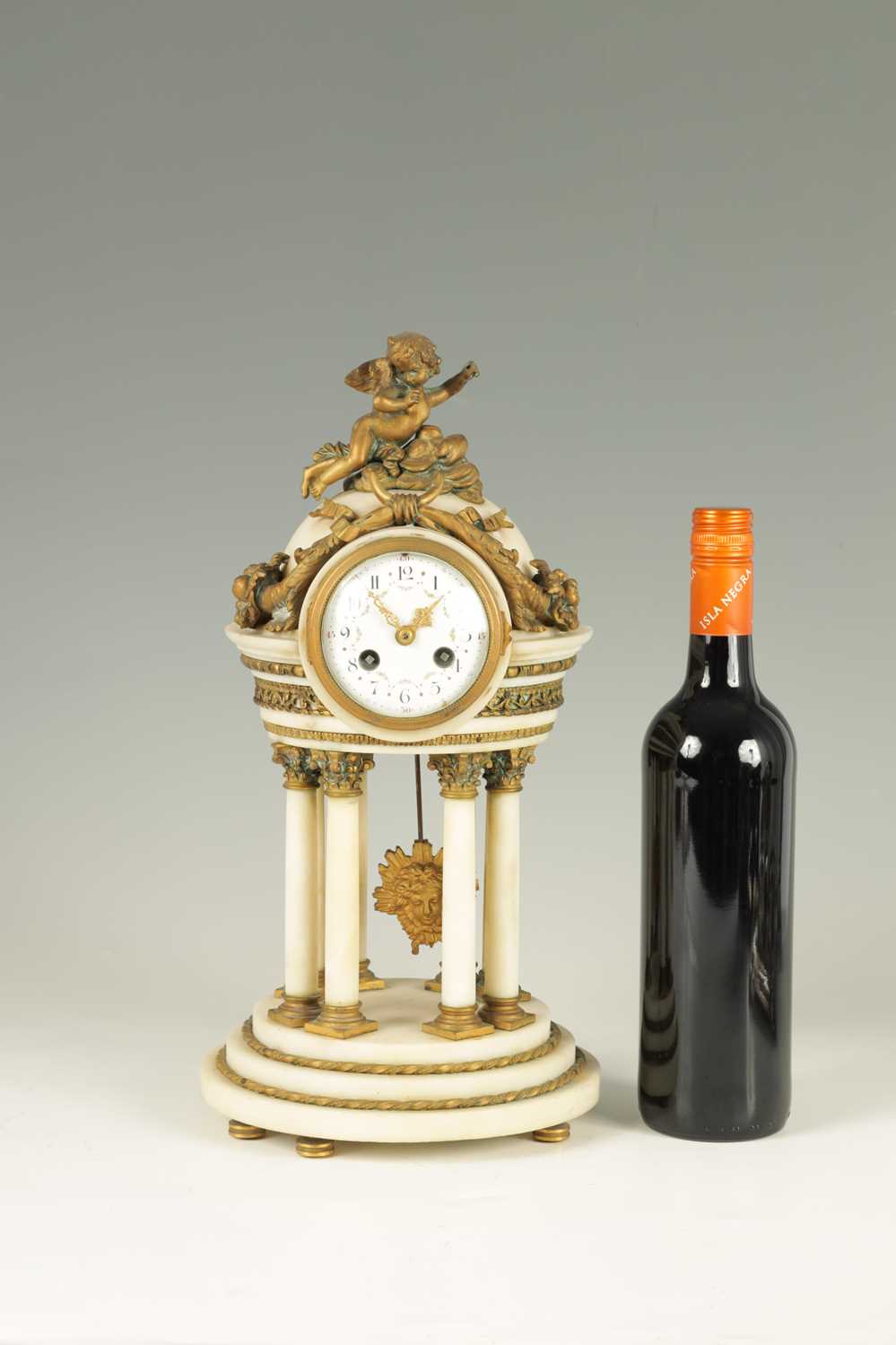 A 19TH CENTURY FRENCH THREE PIECE CLOCK GARNITURE - Image 7 of 13