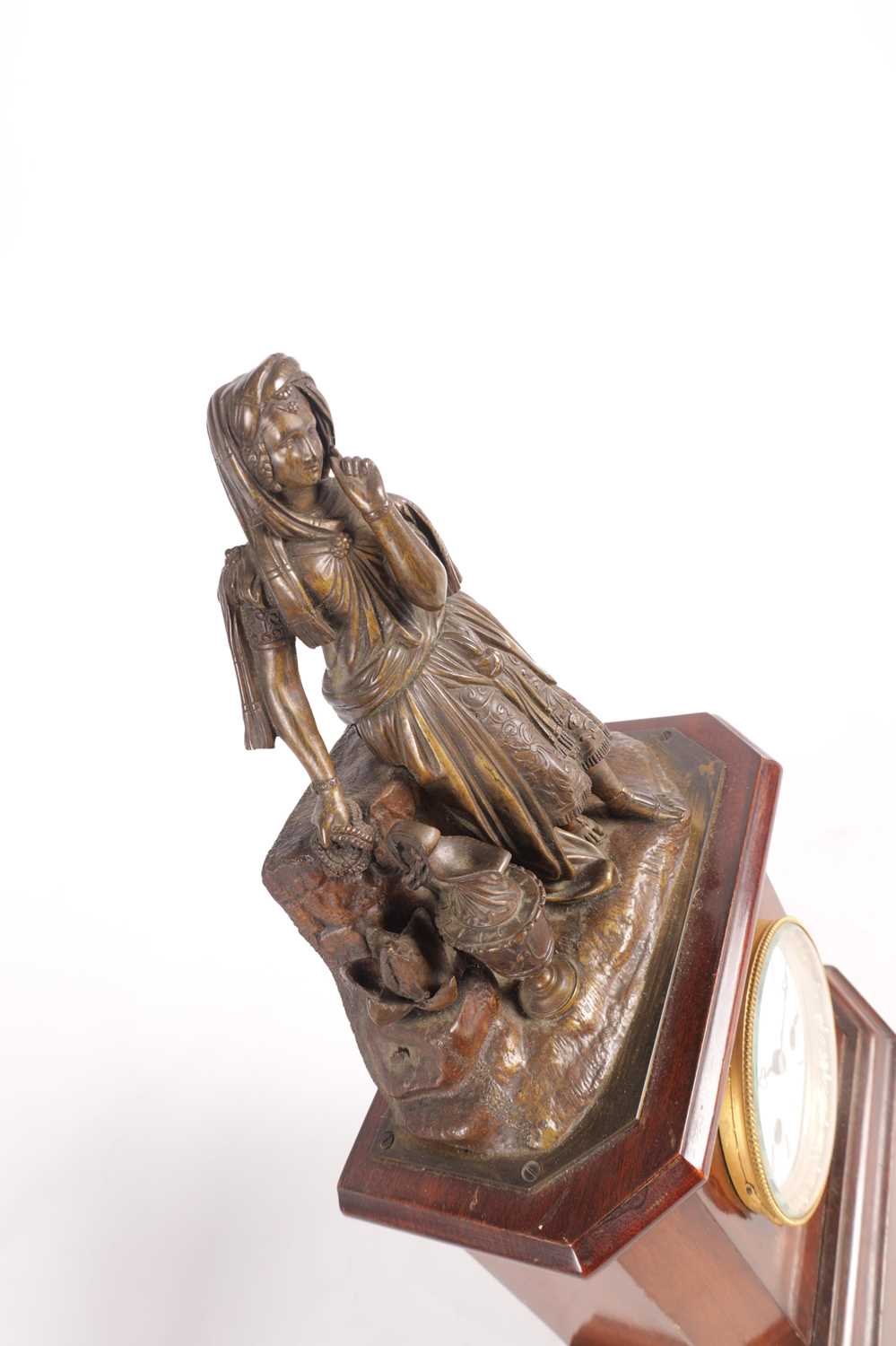 A MID 19TH CENTURY FRENCH BRONZE FIGURAL MANTEL CLOCK - Image 8 of 11