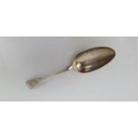 19thC Silver Fiddle pattern dinner spoon William Elliot 1822, 73g total weight