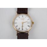 Gents 9ct Gold Rotary wristwatch with Leather Strap 3cm in Diameter