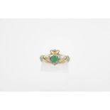 9ct Gold Emerald and Diamond set ring 3g total weight